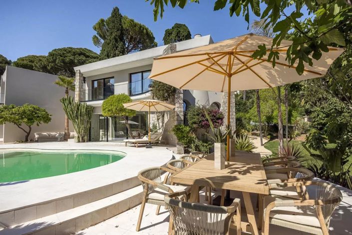 Image No.4-5 Bed House for sale