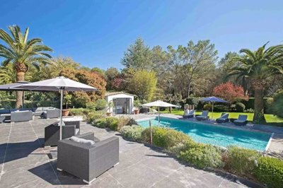 Maison de 5 chambres à vendre à Mougins