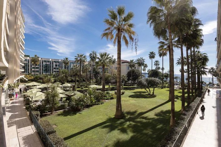 Image No.3-Appartement de 2 chambres à vendre à Cannes