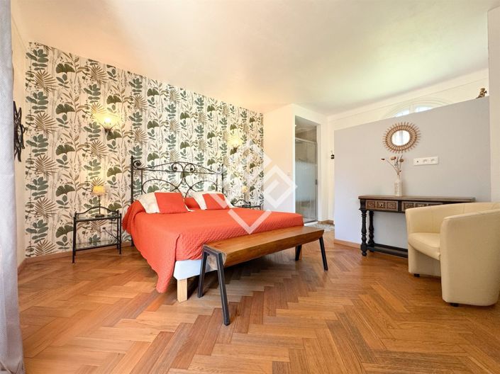 Image No.13-4 Bed House for sale