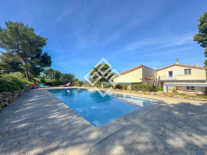 Image No.27-4 Bed House for sale