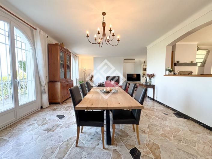 Image No.5-4 Bed House for sale