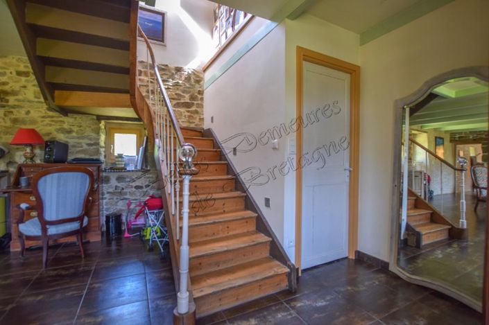 Image No.12-16 Bed Property for sale