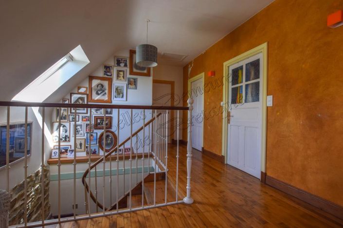 Image No.13-16 Bed Property for sale