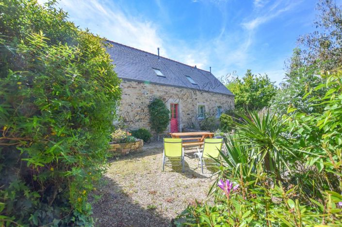 Image No.19-16 Bed Property for sale