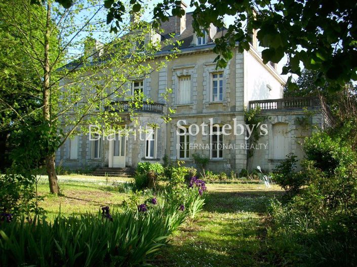 Image No.2-Propriété de 7 chambres à vendre à Dax