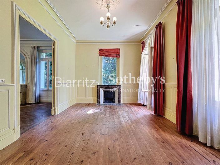 Image No.8-Propriété de 7 chambres à vendre à Dax