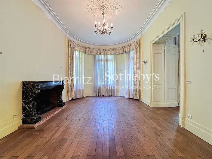 Image No.9-Propriété de 7 chambres à vendre à Dax