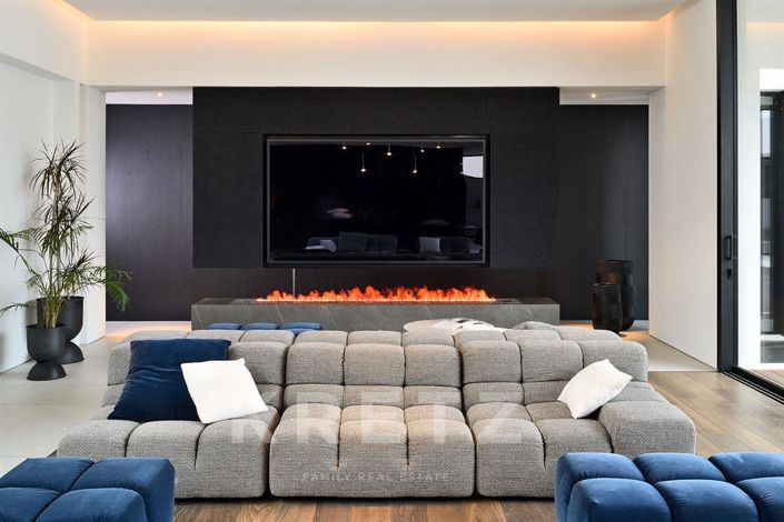 Image No.2-Maison de 4 chambres à vendre à Drôme