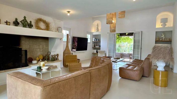 Image No.19-5 Bed House for sale