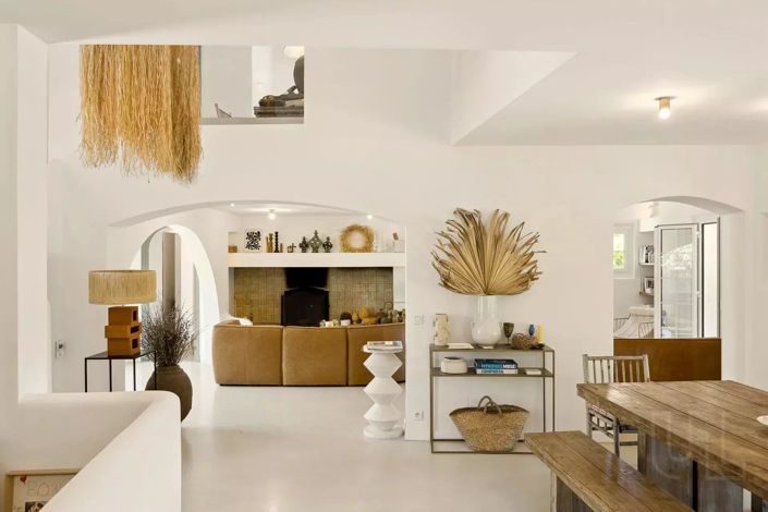 Image No.9-5 Bed House for sale