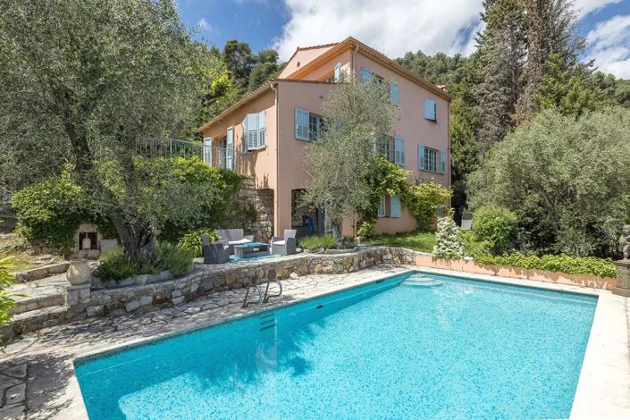 Image No.1-4 Bed House for sale