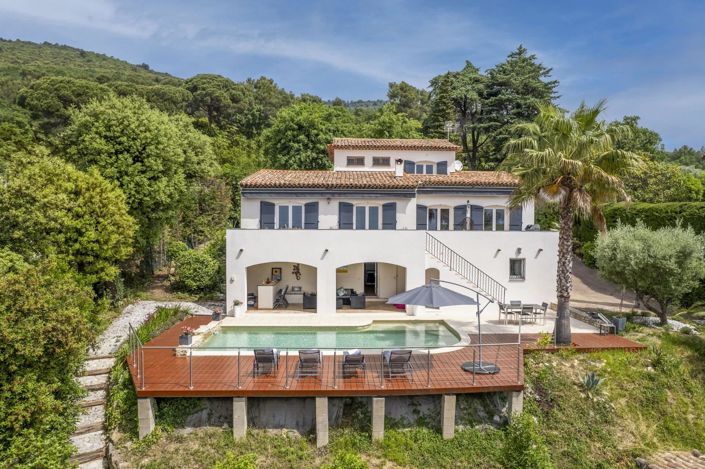 Image No.1-5 Bed House for sale