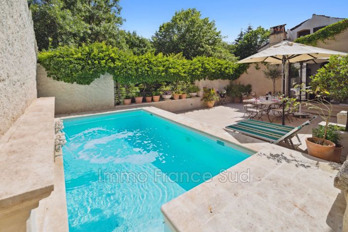 Image No.1-2 Bed House for sale