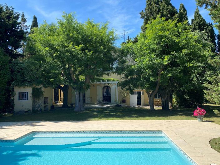 Image No.1-5 Bed House for sale