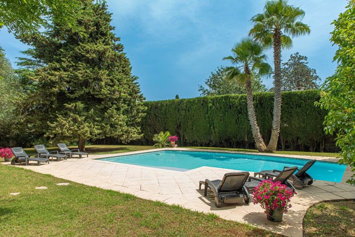 Image No.5-5 Bed House for sale