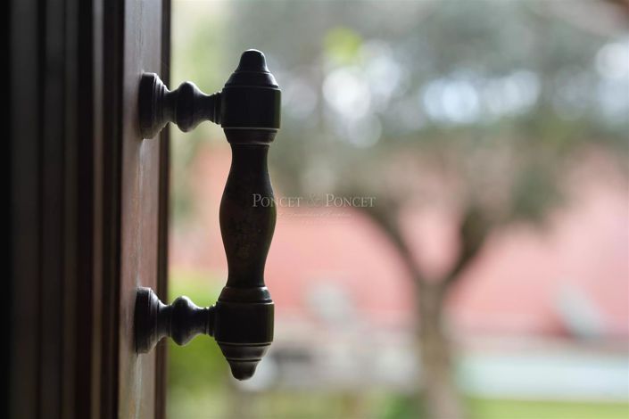 Image No.8-6 Bed House for sale