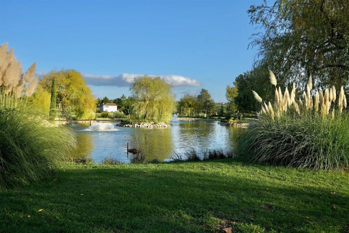 Image No.11-6 Bed House for sale