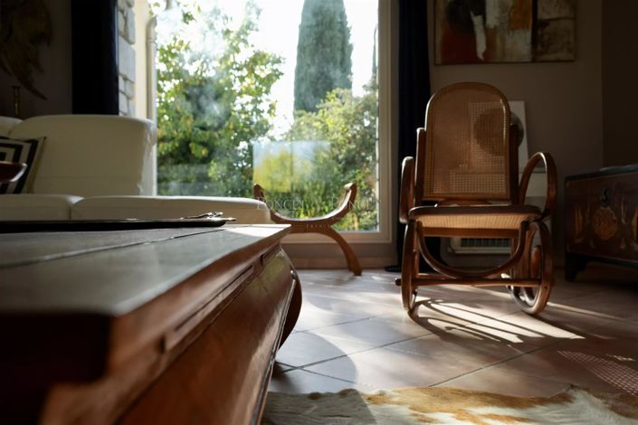 Image No.5-6 Bed House for sale