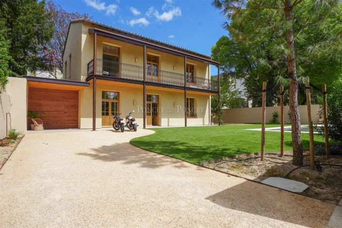 Image No.1-5 Bed House for sale