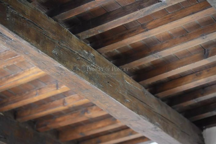 Image No.11-6 Bed House for sale