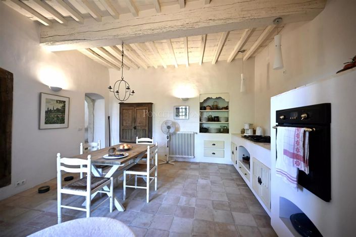 Image No.16-5 Bed House for sale