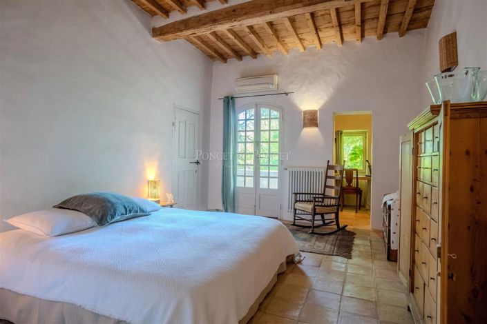 Image No.23-5 Bed House for sale