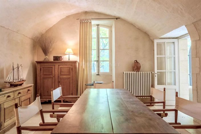 Image No.8-5 Bed House for sale