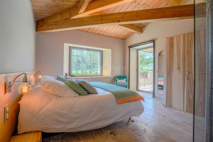 Image No.13-6 Bed House for sale