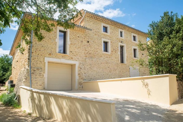 Image No.18-6 Bed House for sale