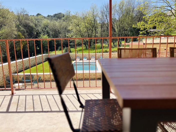 Image No.6-6 Bed House for sale