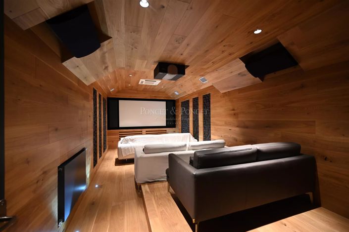 Image No.24-9 Bed House for sale