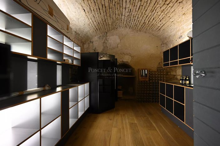 Image No.25-9 Bed House for sale