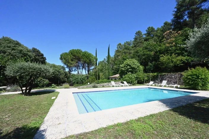 Image No.1-4 Bed House for sale