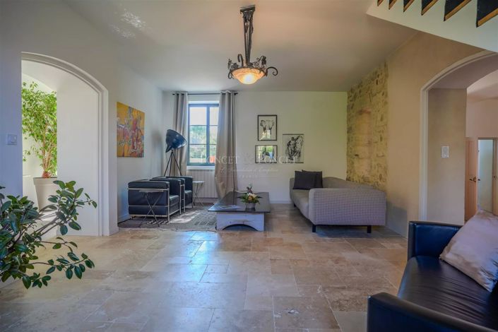 Image No.15-7 Bed House for sale