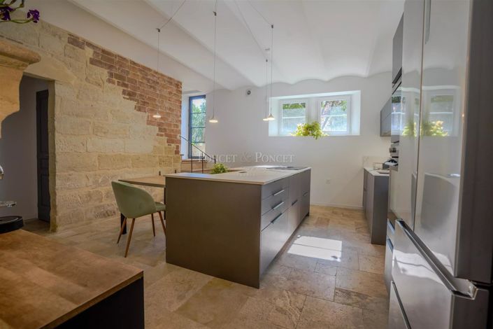 Image No.18-7 Bed House for sale