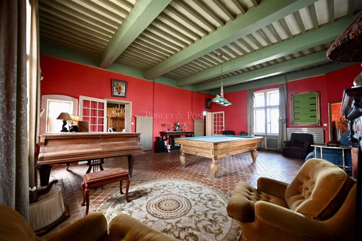 Image No.21-7 Bed House for sale