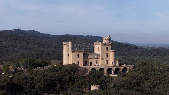 Image No.7-7 Bed House for sale