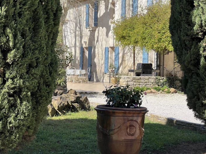 Image No.1-Maison de 8 chambres à vendre à Uzès