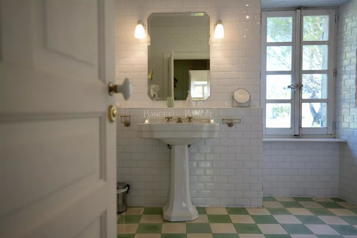 Image No.18-Maison de 8 chambres à vendre à Uzès