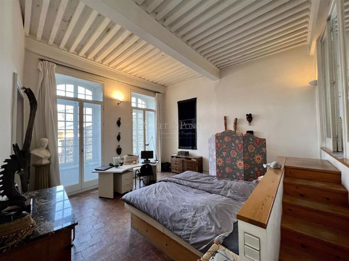 Image No.13-Maison de 9 chambres à vendre à Uzès