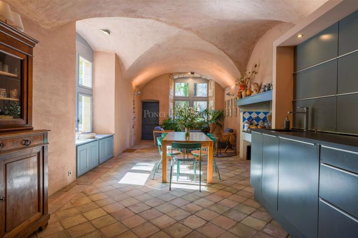 Image No.19-Maison de 9 chambres à vendre à Uzès