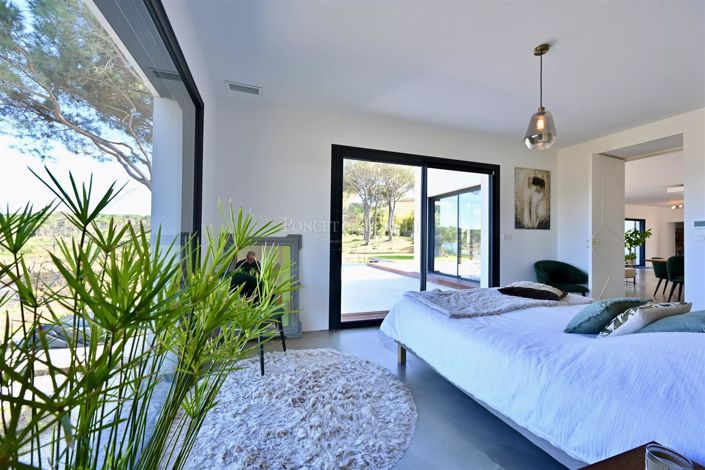 Image No.13-4 Bed House for sale