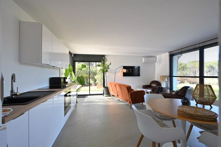 Image No.14-4 Bed House for sale