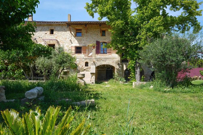 Image No.1-4 Bed House for sale