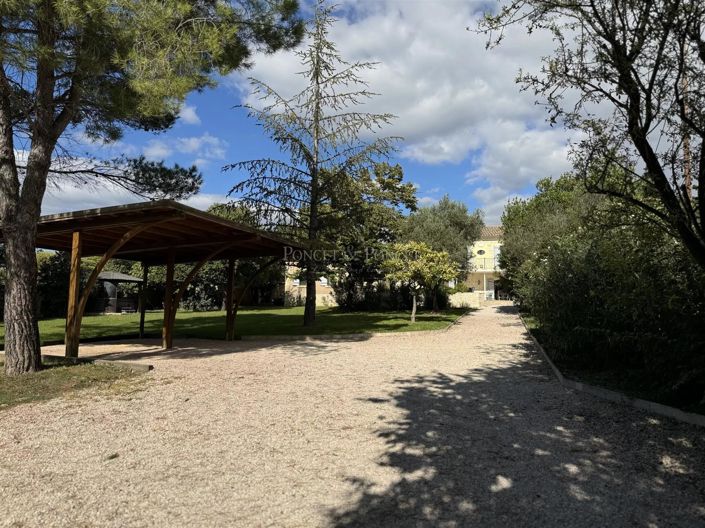 Image No.3-Maison de 4 chambres à vendre à Uzès