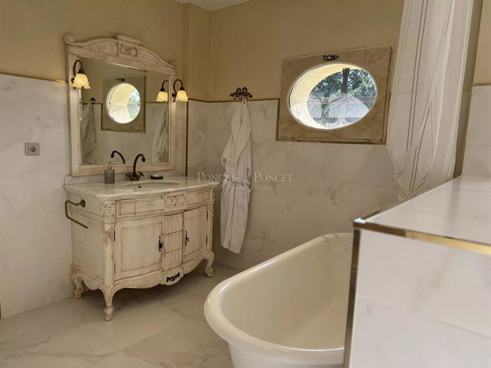 Image No.9-Maison de 4 chambres à vendre à Uzès