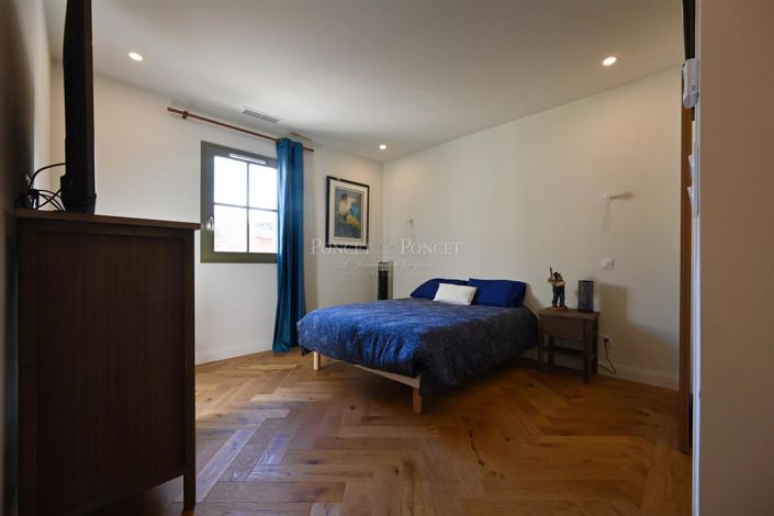 Image No.13-2 Bed House for sale