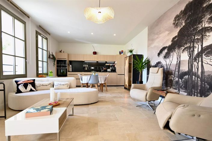 Image No.7-2 Bed House for sale