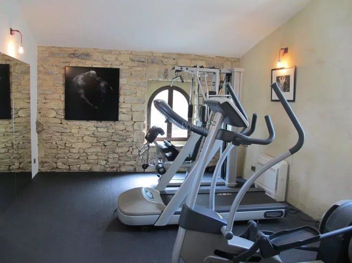 Image No.10-12 Bed House for sale